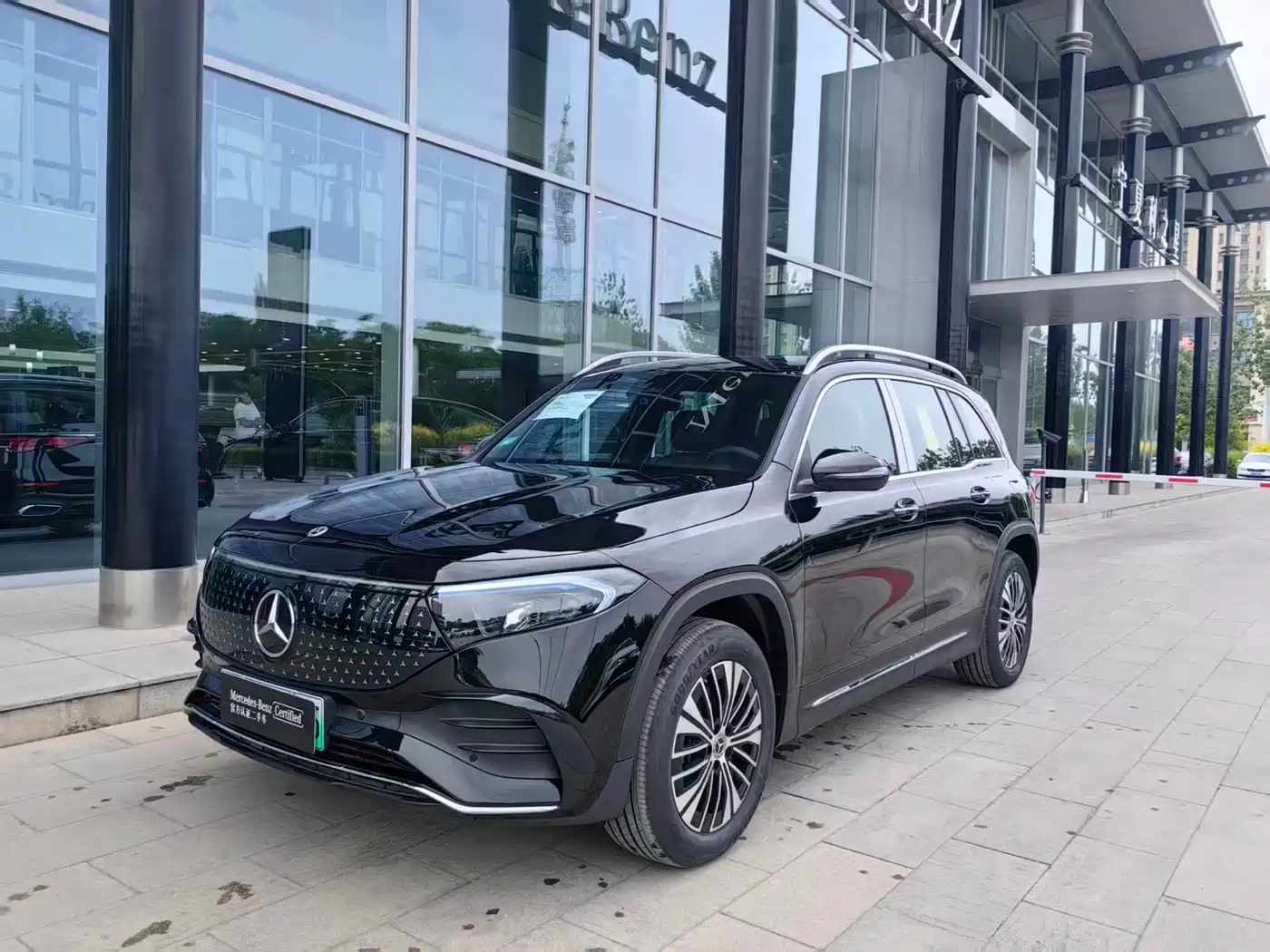 Mercedes-Benz EQB 2025 EQB 260