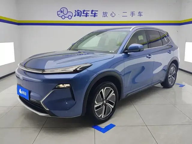 Geely Galaxy Starship 7 EM-i 2025 Model 120km Explorer+ Edition