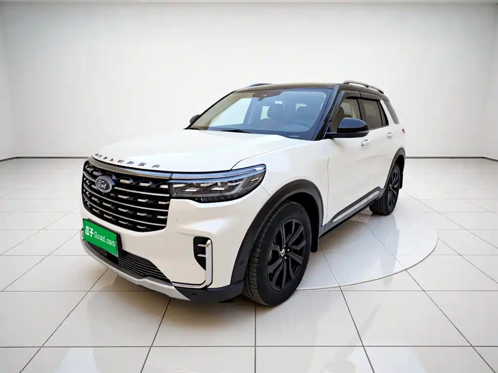 Ford Explorer 2023 EcoBoost 285 AWD Titanium Edition 6-Seater