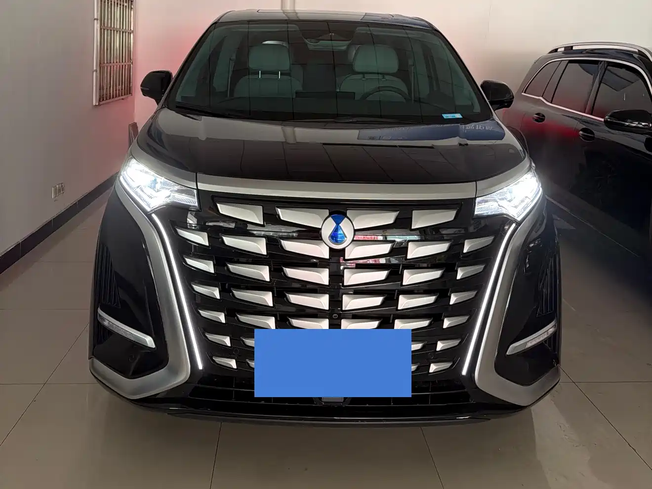 Denza D9 2022 DM-i 970 AWD Flagship