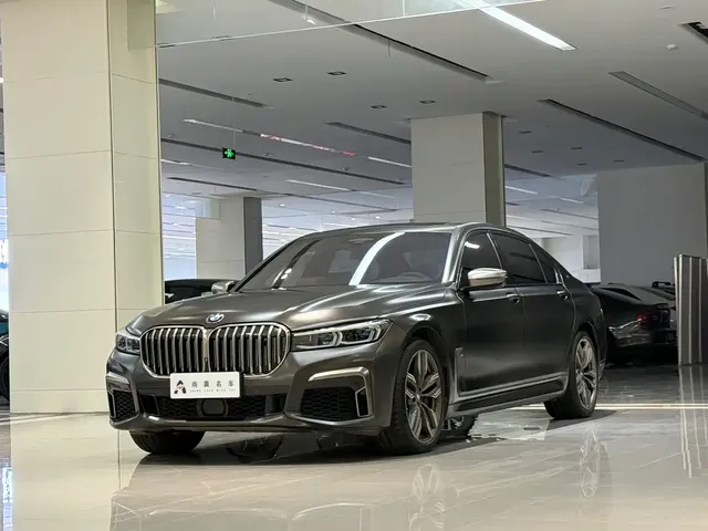 BMW 7 Series 2019 M760Li xDrive V12 Sport Package
