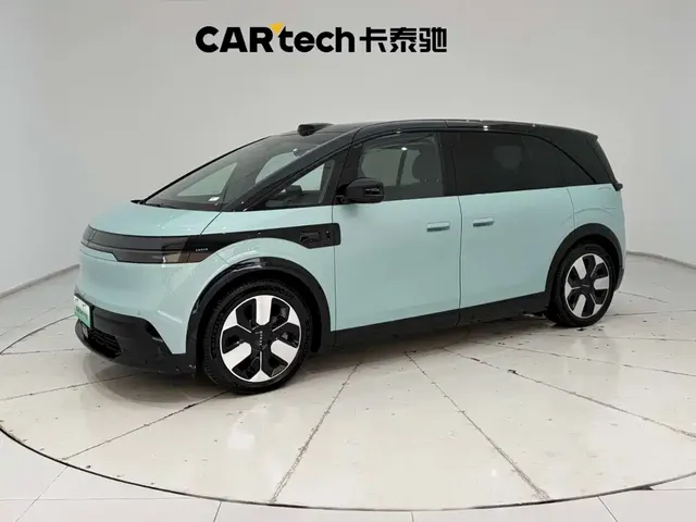 ZEEKR MIX 2025 Smart Driving Edition