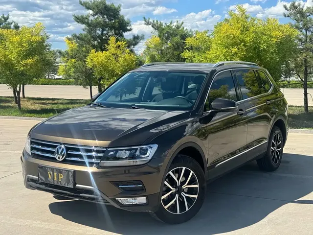 Volkswagen Tiguan L 2018 Facelift 330TSI Automatic 2WD Luxury Edition