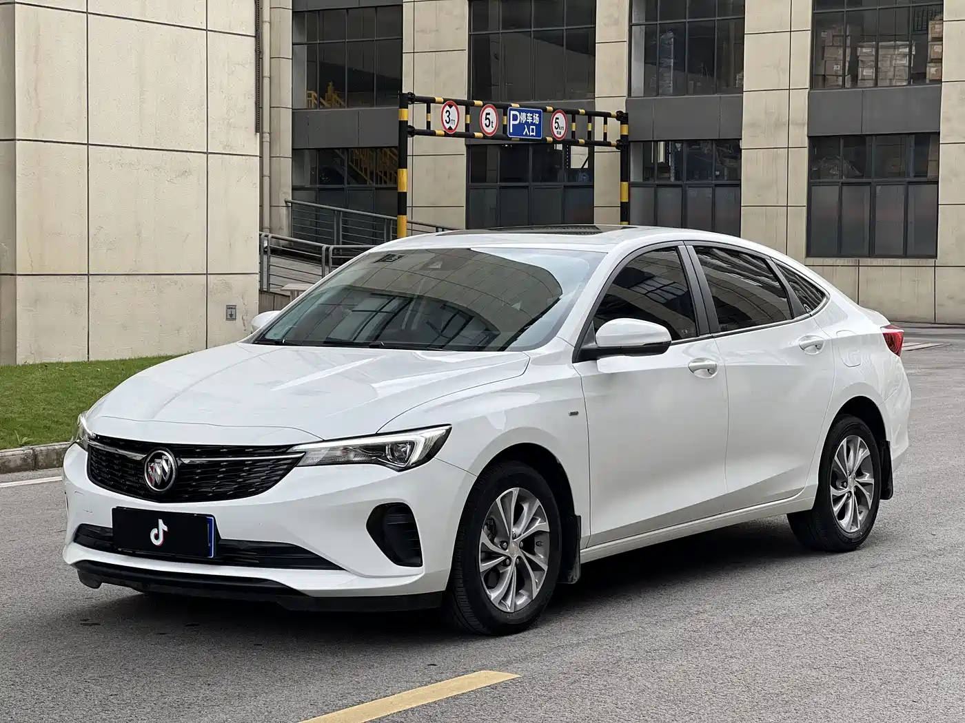 Buick Verano 2023 Pro Joy Edition