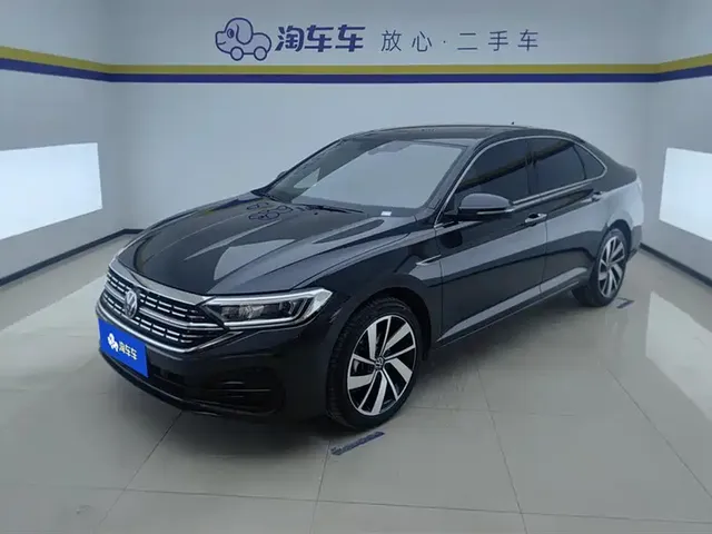 Volkswagen Sagitar 2025 300TSI DSG Surpass Edition