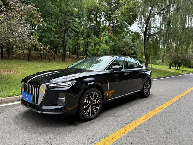 Hongqi H5 PHEV 2025 130 Super Hybrid Edition