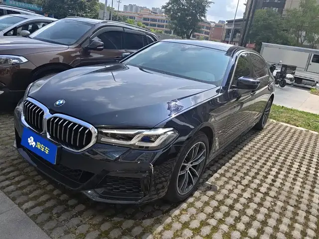 BMW 5 Series 2022 525Li M Sport Package