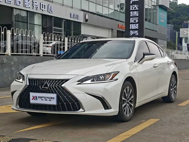 Lexus ES 2022 200 Excellence Edition
