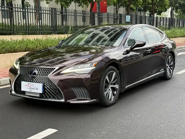 Lexus LS 2021 500h Excellence Edition