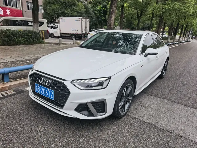 Audi A4L 2020 40 TFSI Luxury Dynamic