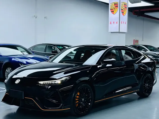 Changan UNI-V 2025 2.0T Sport Version