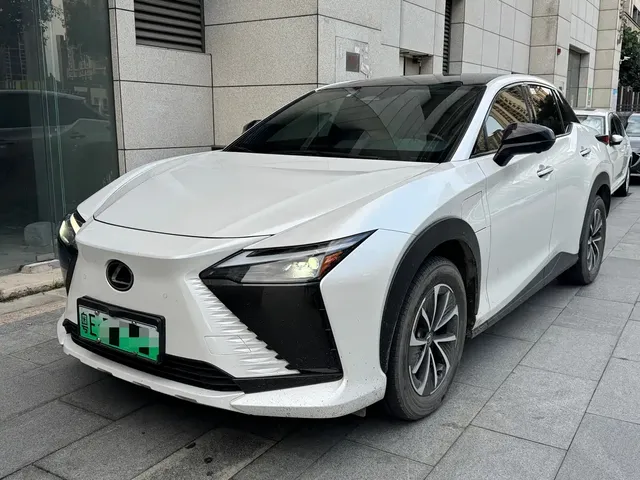 Lexus RZ 2023 450e 4WD Deluxe