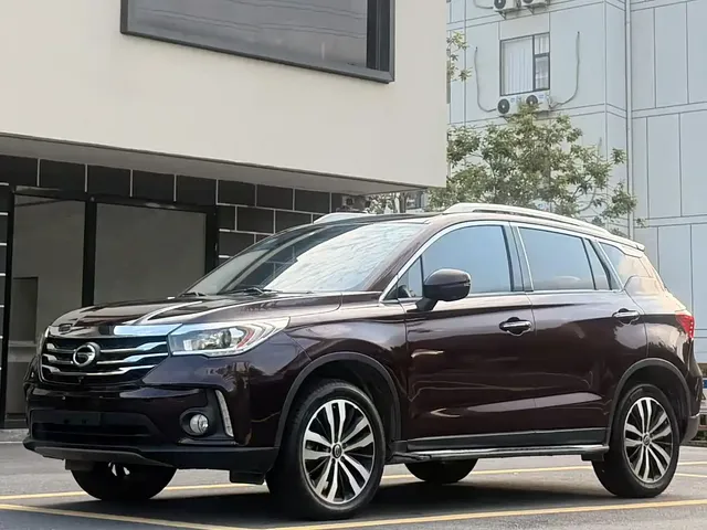 GAC Trumpchi GS4 2017 235T Automatic 2WD Luxury Smart Connected Edition