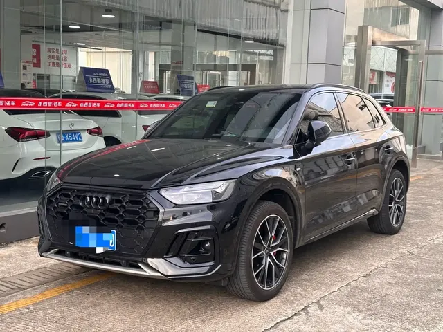 Audi Q5L 2024 Model 45 TFSI Luxury Dynamic