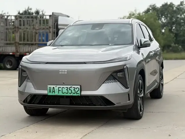 Geely Galaxy L7 2024 1.5T 115km PLUS Soaring Dragon Edition