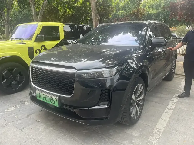Li Auto Li ONE 2021 Extended Range 6-Seater