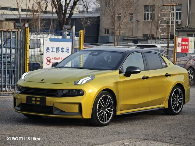 Lynk & Co 03 2020 03+ 2.0TD Auto Wind Master Edition