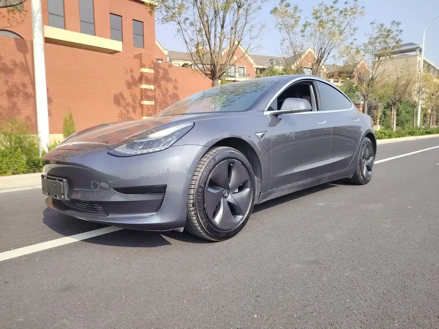 Tesla Model 3 2019 Standard Range Rear-Wheel Drive Upgrade