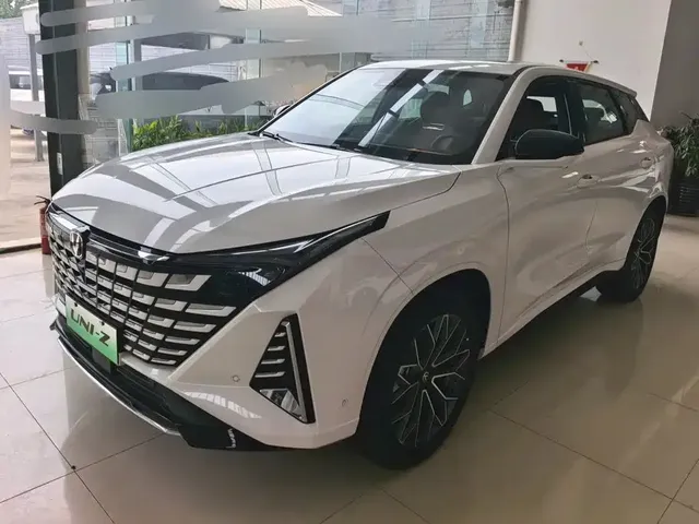 Changan UNI-Z New Energy 2024 Blue Whale Smart Electric iDD 125km Excellence Model