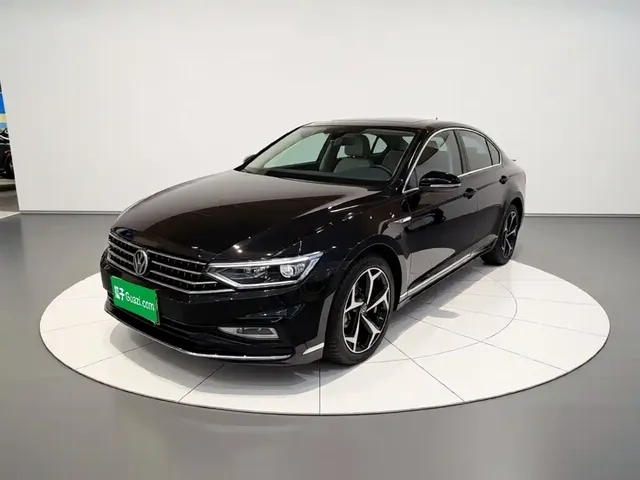 Volkswagen Magotan 2023 Model 2 Million Commemorative Edition 330TSI DSG Luxury