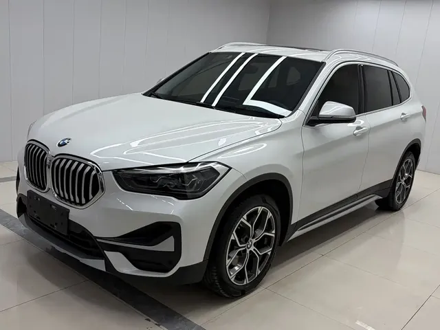 BMW X1 2022 sDrive20Li Premium