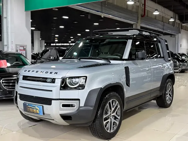 Land Rover Defender 2021 110 P400 Dark Special Edition