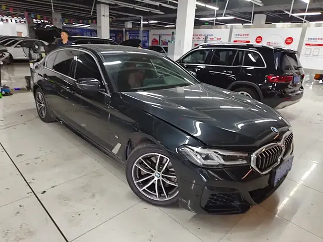 BMW 5 Series 2021 525Li M Sport Package