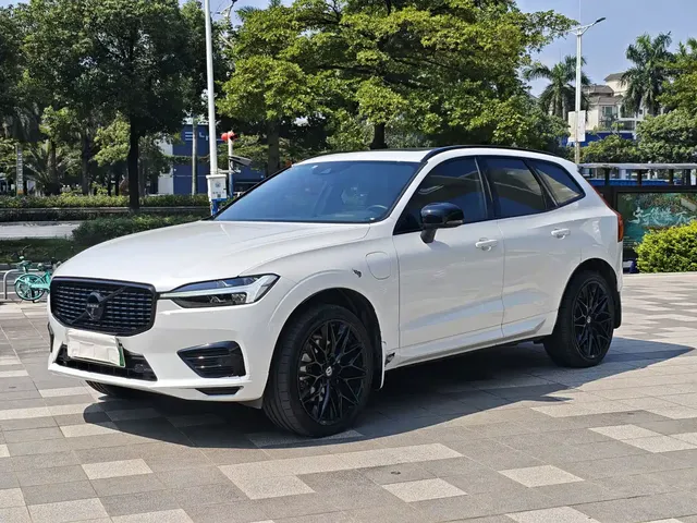 Volvo XC60 Plug-in Hybrid 2021 T8 E-Drive Hybrid Inscription Sport