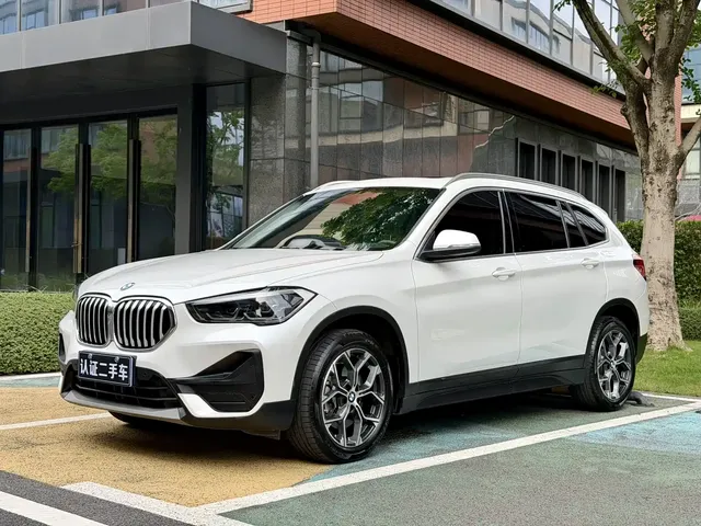 BMW X1 2021 sDrive25Li Leading