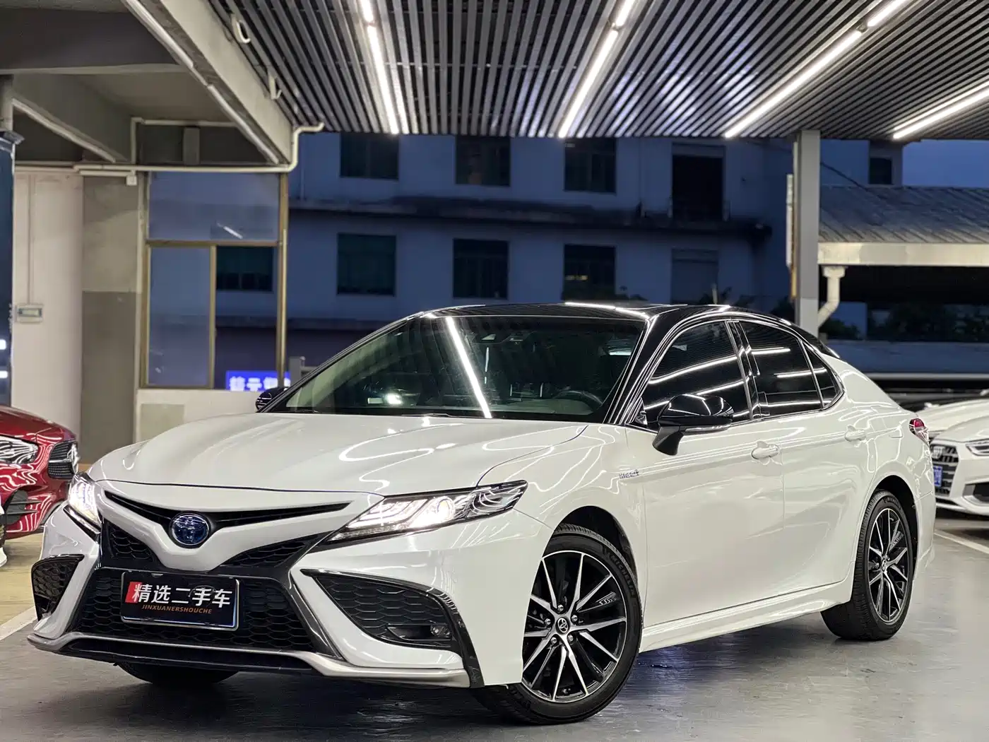 Toyota Camry 2021 Hybrid 2.5HG Luxury Edition