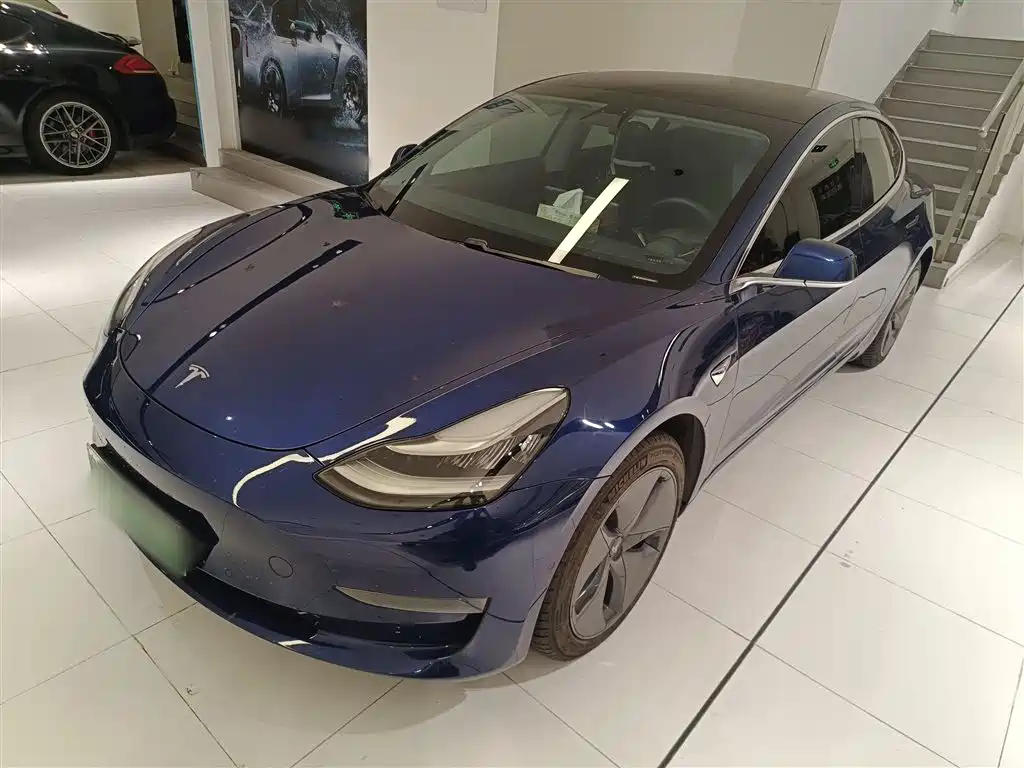 Tesla Model 3 2020 Facelift Long Range Rear-Wheel Drive