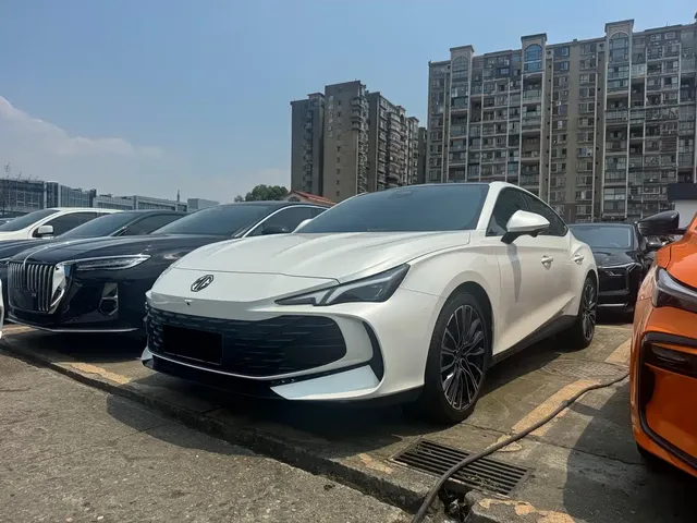 MG 7 2025 1.5T 300 DCT Luxury Edition