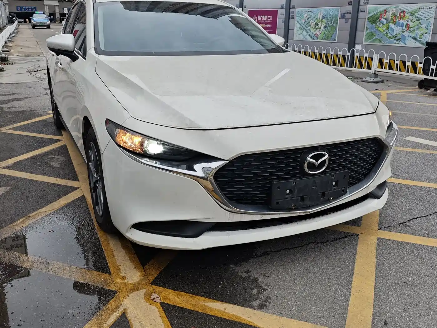 Mazda 3 Axela 2021 1.5L Automatic Quality & Beauty