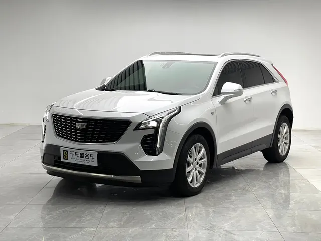 Cadillac XT4 2022 28T FWD Style
