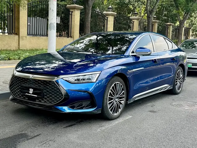 BYD Han 2022 DM-i 121KM Premium Edition