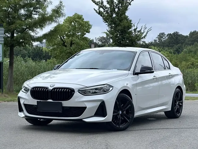 BMW 1 Series 2021 125i M Sport Black Night Edition