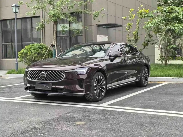 Volvo S90 2026 B5 Zhiya Luxury Edition