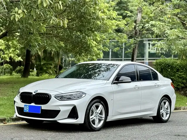 BMW 1 Series 2021 120i M Sport Shadow Edition