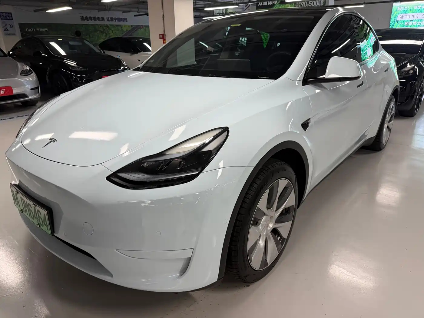 Tesla Model Y 2022 Rear-Wheel Drive Version