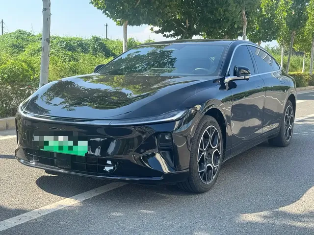 Changan Qiyuan A07 2025 Pure Electric Deluxe Edition 710 Long Range
