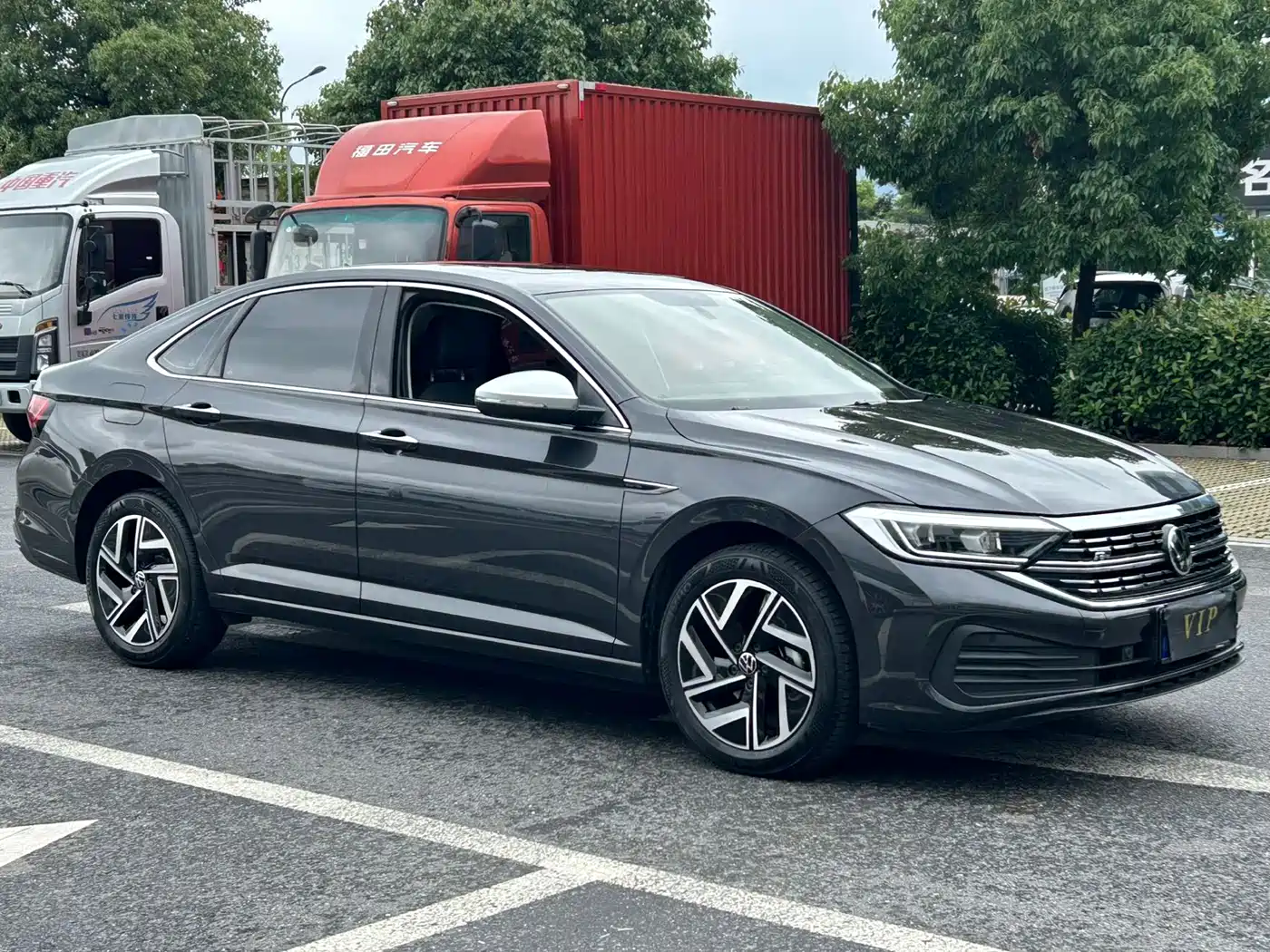 Volkswagen Sagitar 2025 Model Year 3rd Facelift 300TSI DSG Surpassing Edition