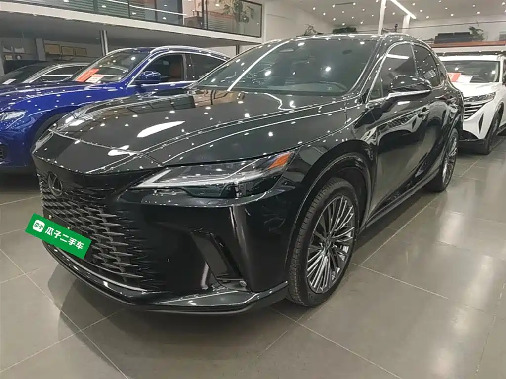 Lexus RX 2023 350h 4WD Pure Edition