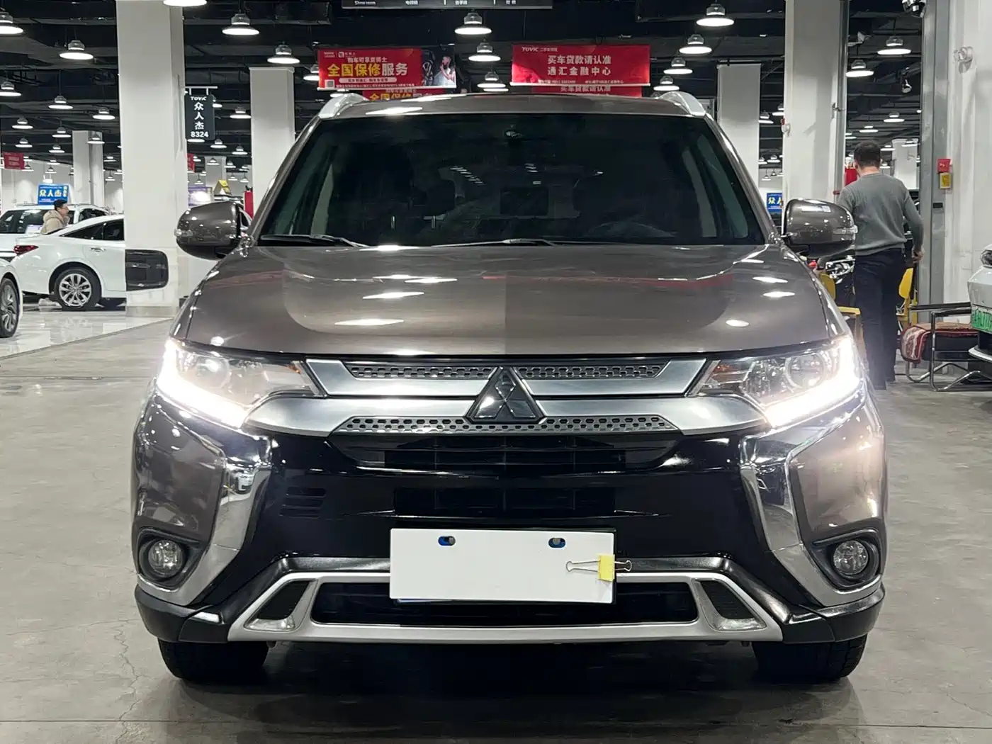 Mitsubishi Outlander 2020 2.0L 2WD Premium 5-seater
