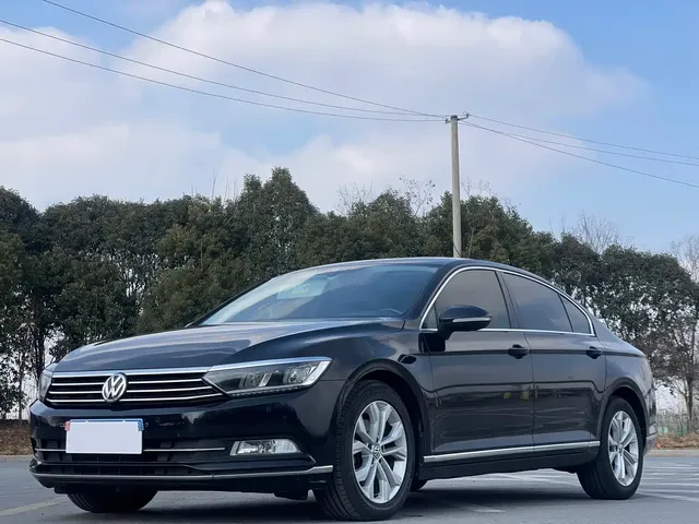 Volkswagen Magotan 2018 Facelift 330TSI DSG Luxury