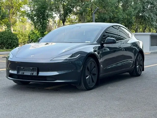 Tesla Model 3 2023 Rear-Wheel Drive