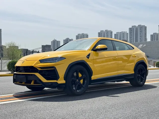Lamborghini Urus 2021 4.0T V8