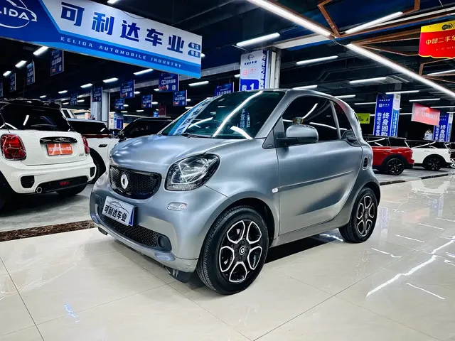 smart fortwo 2019 0.9T 66kW Hardtop Wind Edition China VI