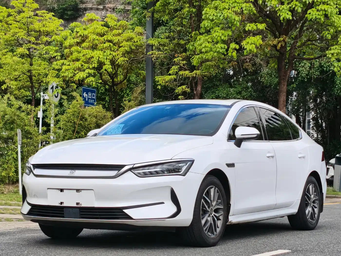 BYD Qin PLUS 2021 EV 500KM Luxury Model