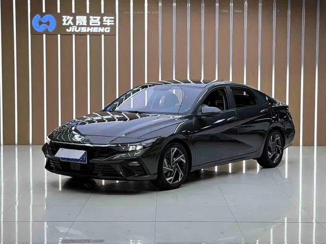 Hyundai Elantra 2023 1.5L CVT GLX Elite Edition