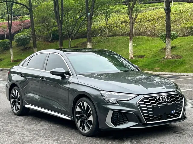 Audi A3 2022 Sportback 35 TFSI Luxury Sport